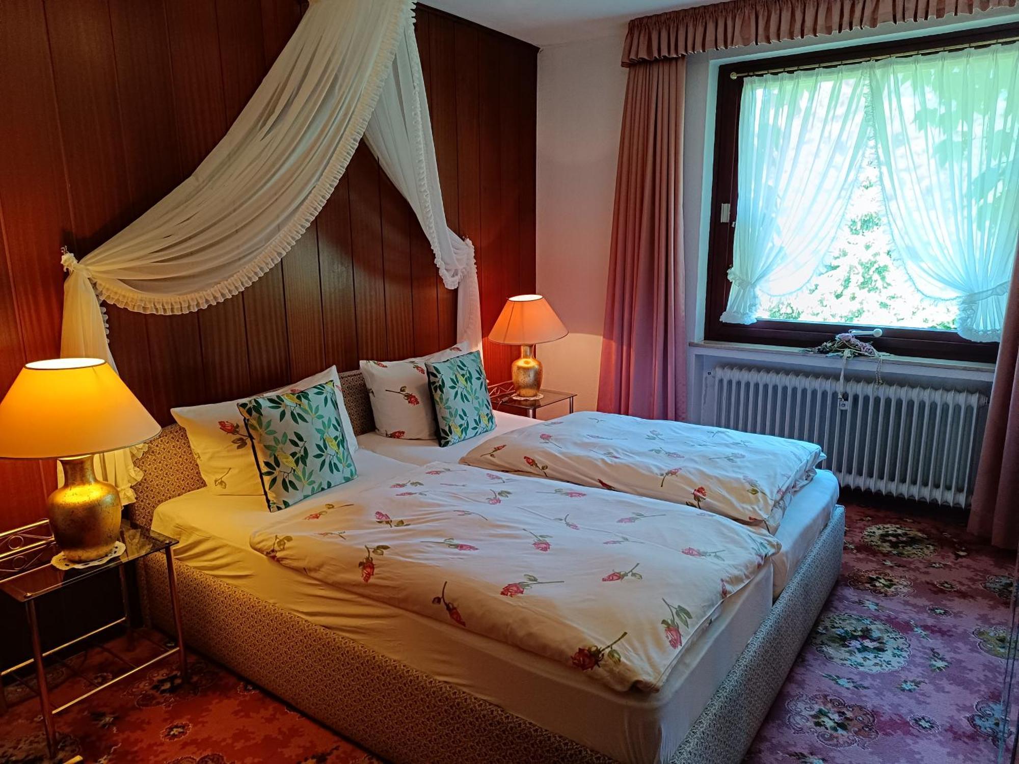 Wellness Und Romantik Hotel Helmboldt Bad Sachsa Ngoại thất bức ảnh