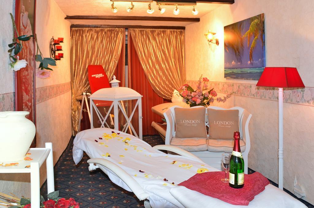 Wellness Und Romantik Hotel Helmboldt Bad Sachsa Ngoại thất bức ảnh